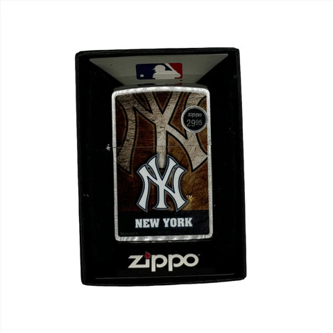 Zippo Lighter: MLB NY Yankee